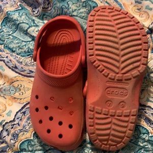 Red crocs